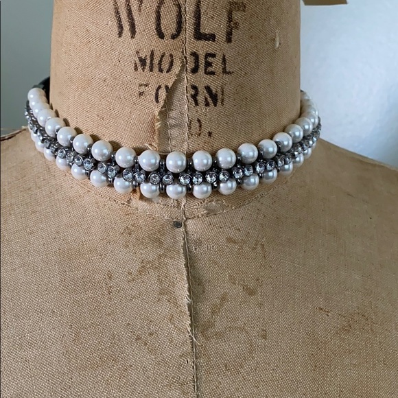 henri bendel Jewelry - Henri Bendel Pearl Choker